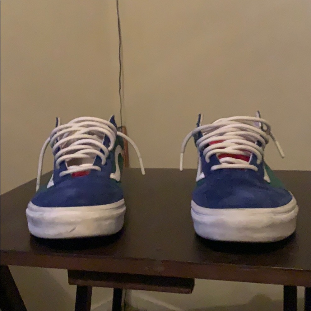 Men’s vans yacht club